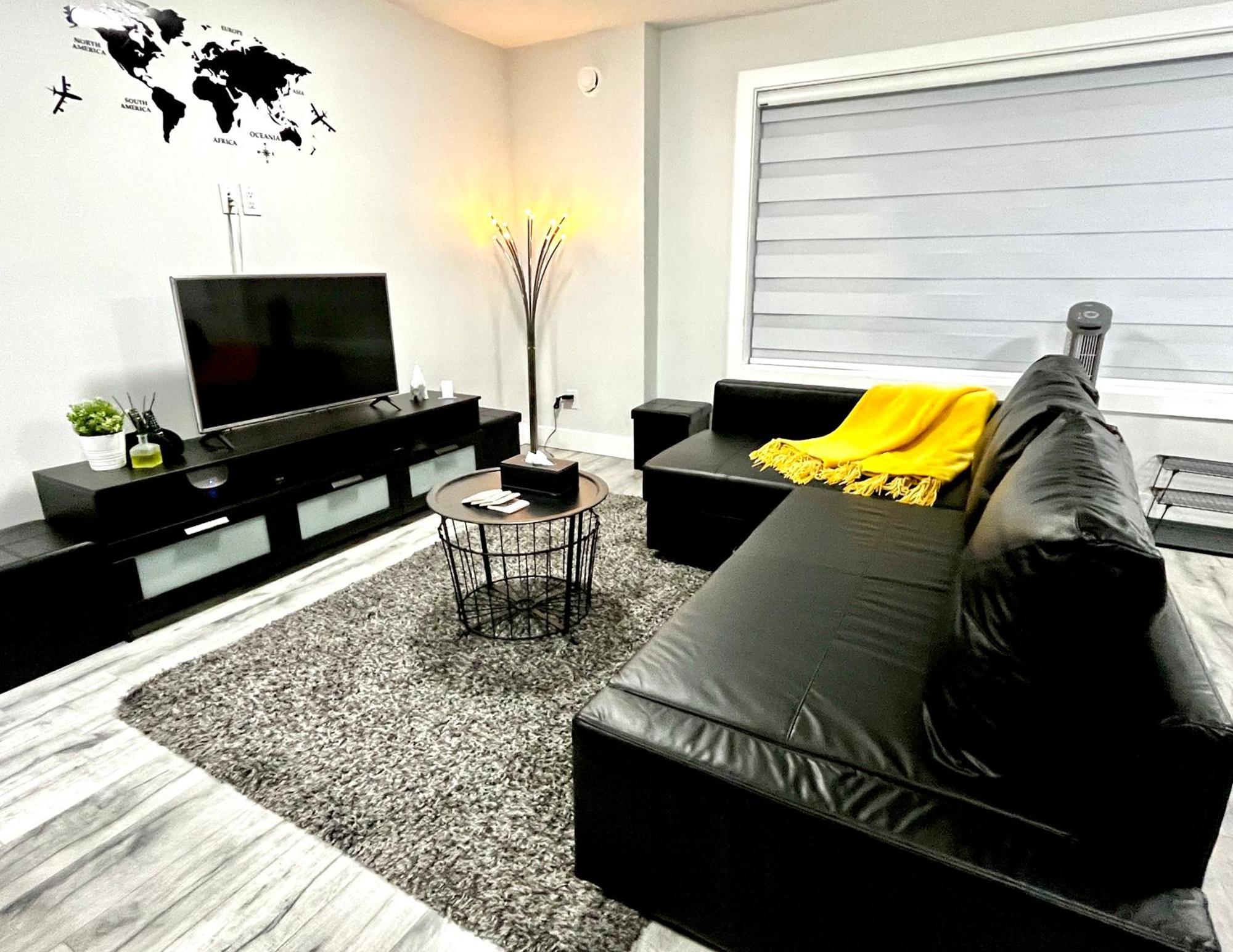 Luxurious & Stylish Two Bedroom Suite, Full Kitchen, Close To Vancouver ديلتا المظهر الخارجي الصورة